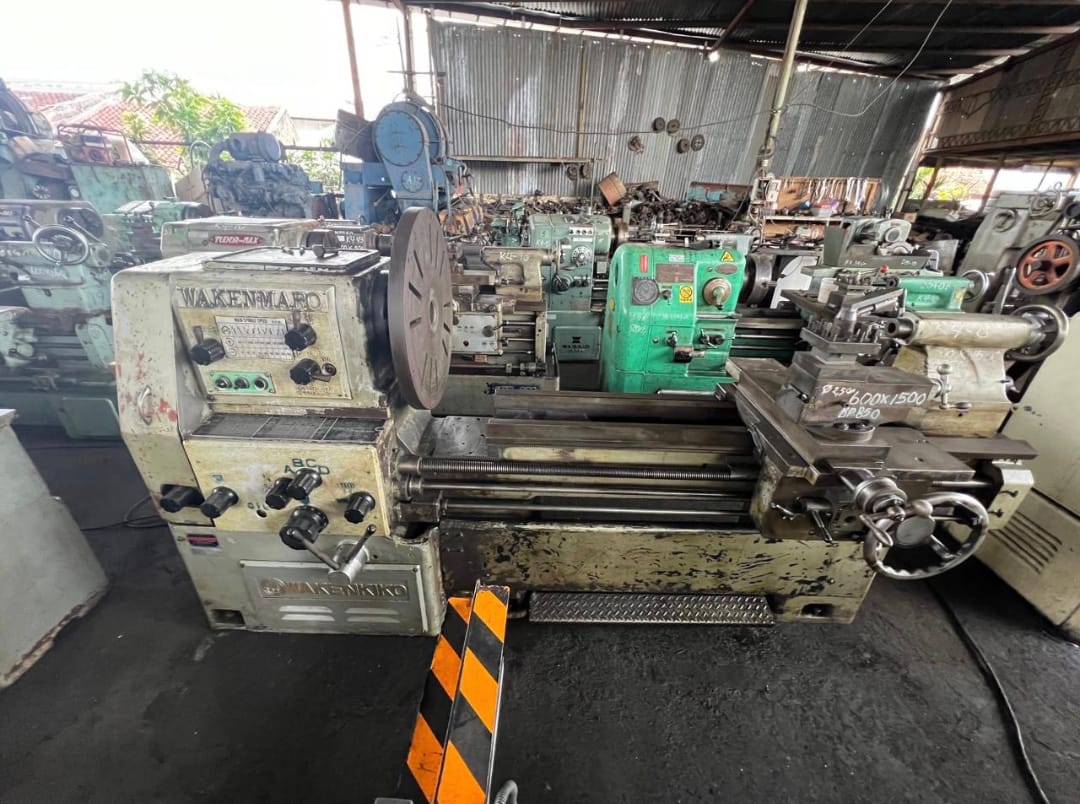 Pengalaman dan Pertimbangan Membeli Mesin Bubut Jepang Bekas untuk Bengkel